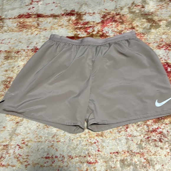 Nike Dri-Fit Size Large - Picture 3 of 3